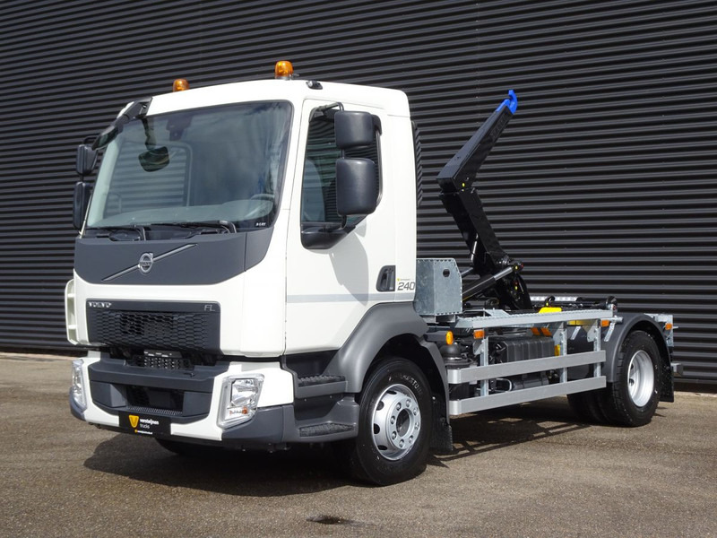 Volvo FL 240 NEW / 4X2 / HAAKARM / AMPIROLLE - Hook lift truck: picture 1 Volvo FL 240 NEW / 4X2 / HAAKARM / AMPIROLLE - Hook lift truck: picture 1