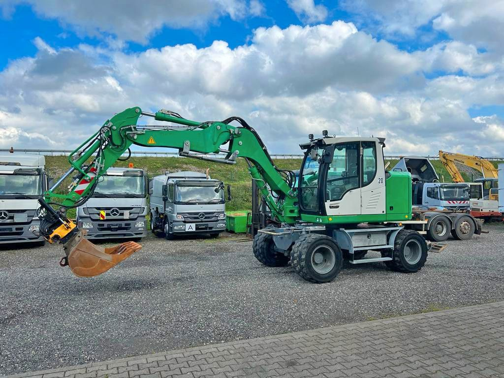Liebherr A 912 Compact 3X Löffel 3 X Buckets Liebherr A 912 Compact guter Zustand - Wheel excavator: picture 1 Liebherr A 912 Compact 3X Löffel 3 X Buckets Liebherr A 912 Compact guter Zustand - Wheel excavator: picture 1