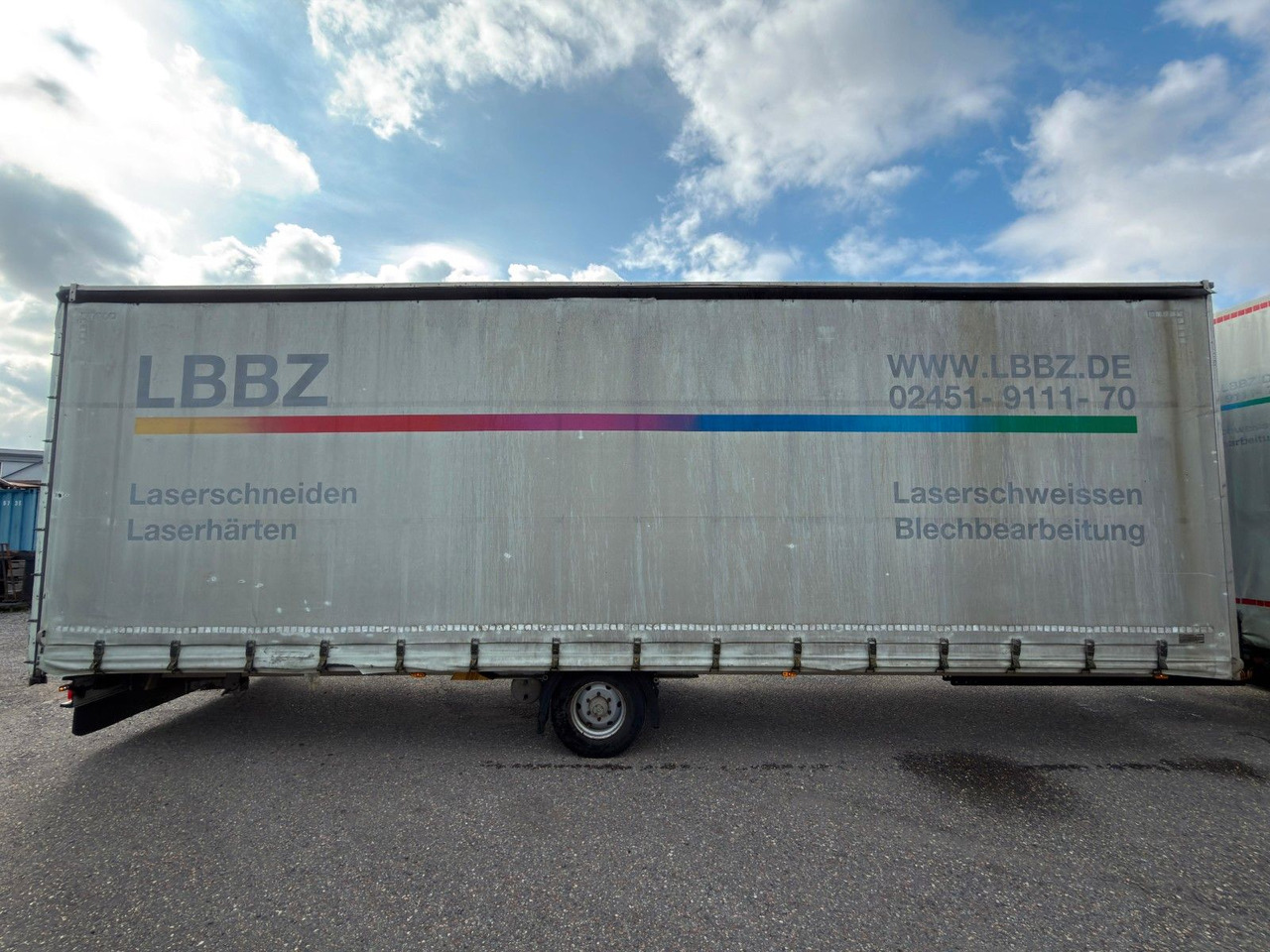 Curtain side van Mercedes-Benz 818 4X2 Pritsche & Plane & Tang Pritsche & Plane Mercedes-Benz 818 4X2 Pritsche & Plane & Tang Pritsche & Plane: picture 8