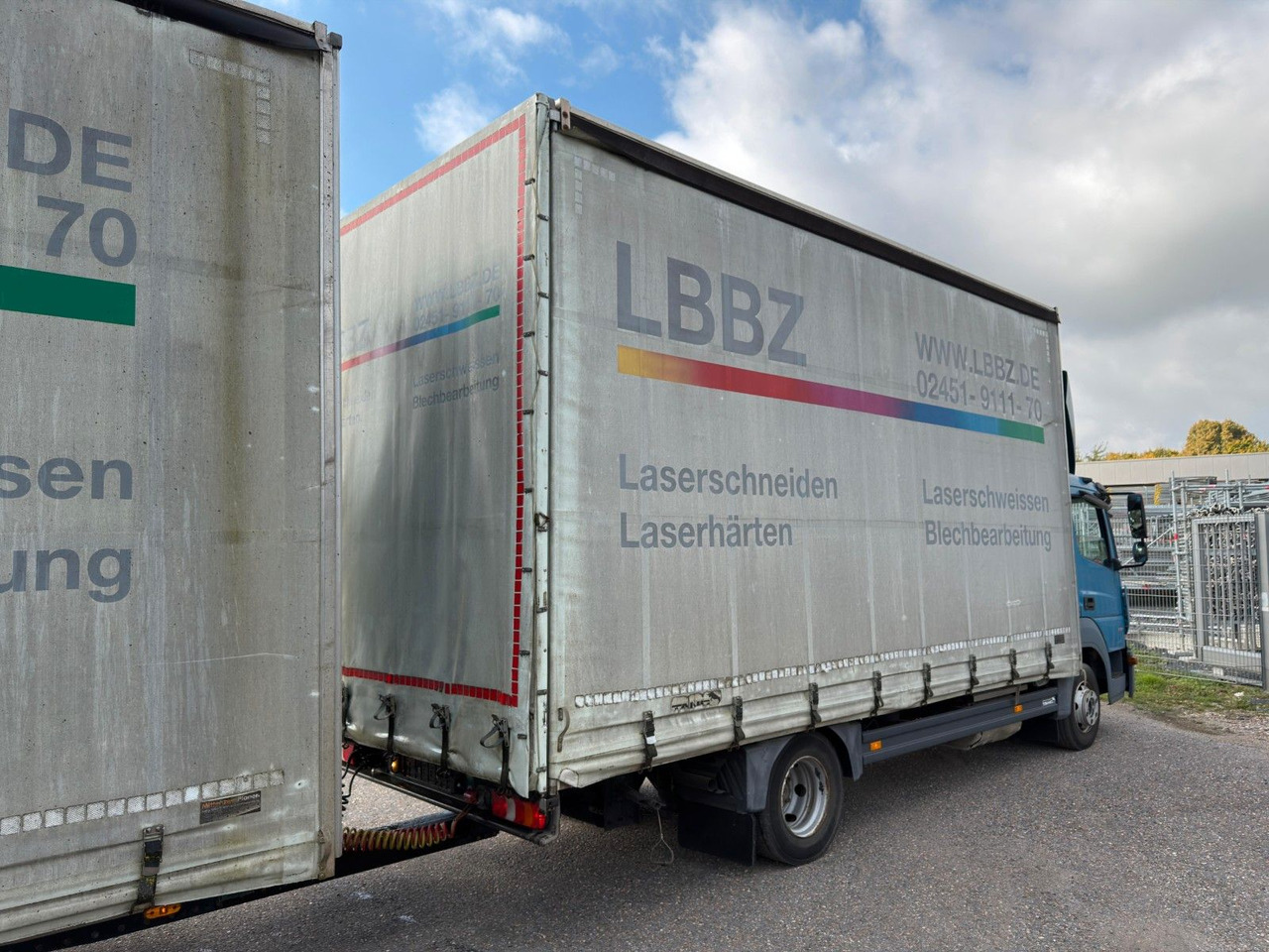 Curtain side van Mercedes-Benz 818 4X2 Pritsche & Plane & Tang Pritsche & Plane Mercedes-Benz 818 4X2 Pritsche & Plane & Tang Pritsche & Plane: picture 6