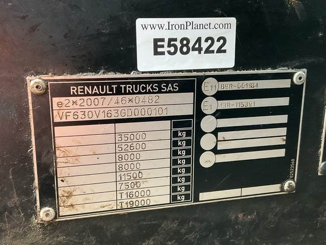 Renault - Concrete mixer truck: picture 5 Renault - Concrete mixer truck: picture 5