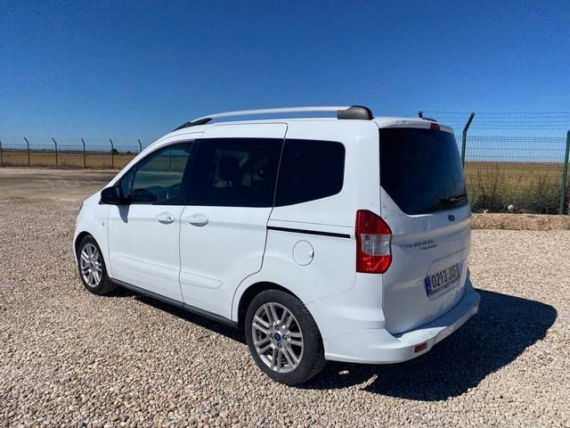 Ford Tourneo Courier - Car: picture 2 Ford Tourneo Courier - Car: picture 2