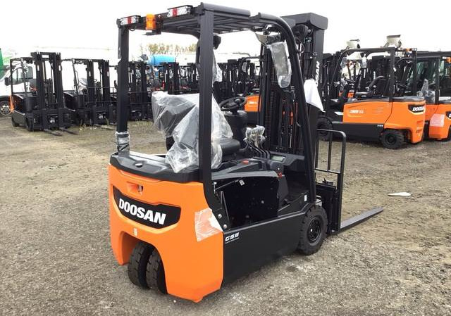 Doosan B15T-7 PLUS - Electric forklift: picture 3 Doosan B15T-7 PLUS - Electric forklift: picture 3