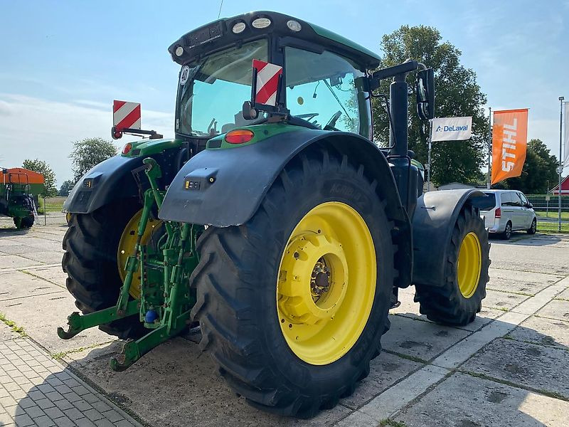 John Deere 6215R AutoPowr 50km/h - Farm tractor: picture 3 John Deere 6215R AutoPowr 50km/h - Farm tractor: picture 3