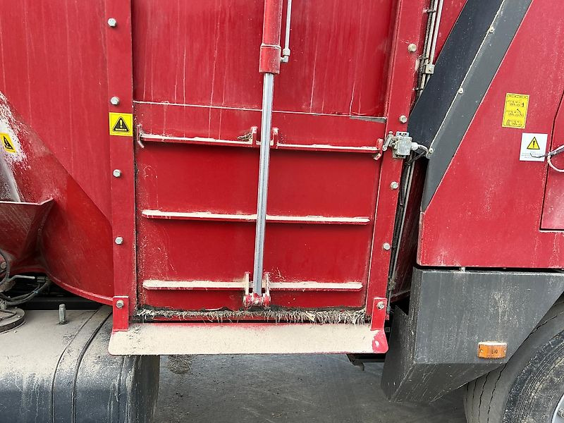 Forage mixer wagon RMH Premium 21 Gold: picture 18 Forage mixer wagon RMH Premium 21 Gold: picture 18