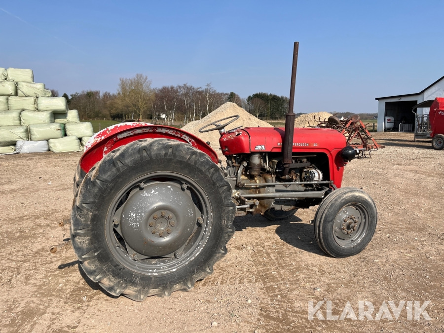 Farm tractor Traktor Massey Ferguson 35: picture 9
