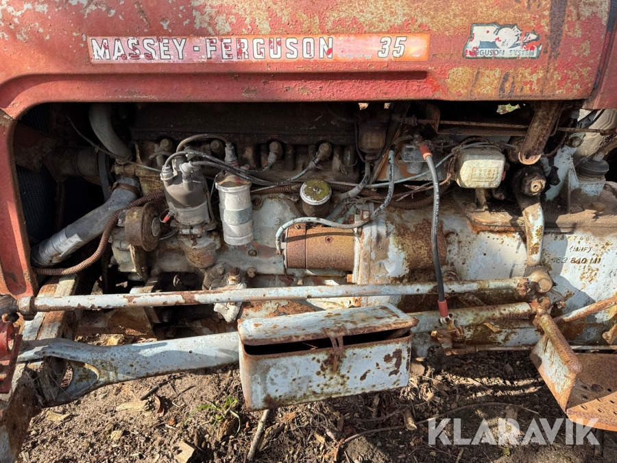 Farm tractor Traktor Massey Ferguson 35: picture 9
