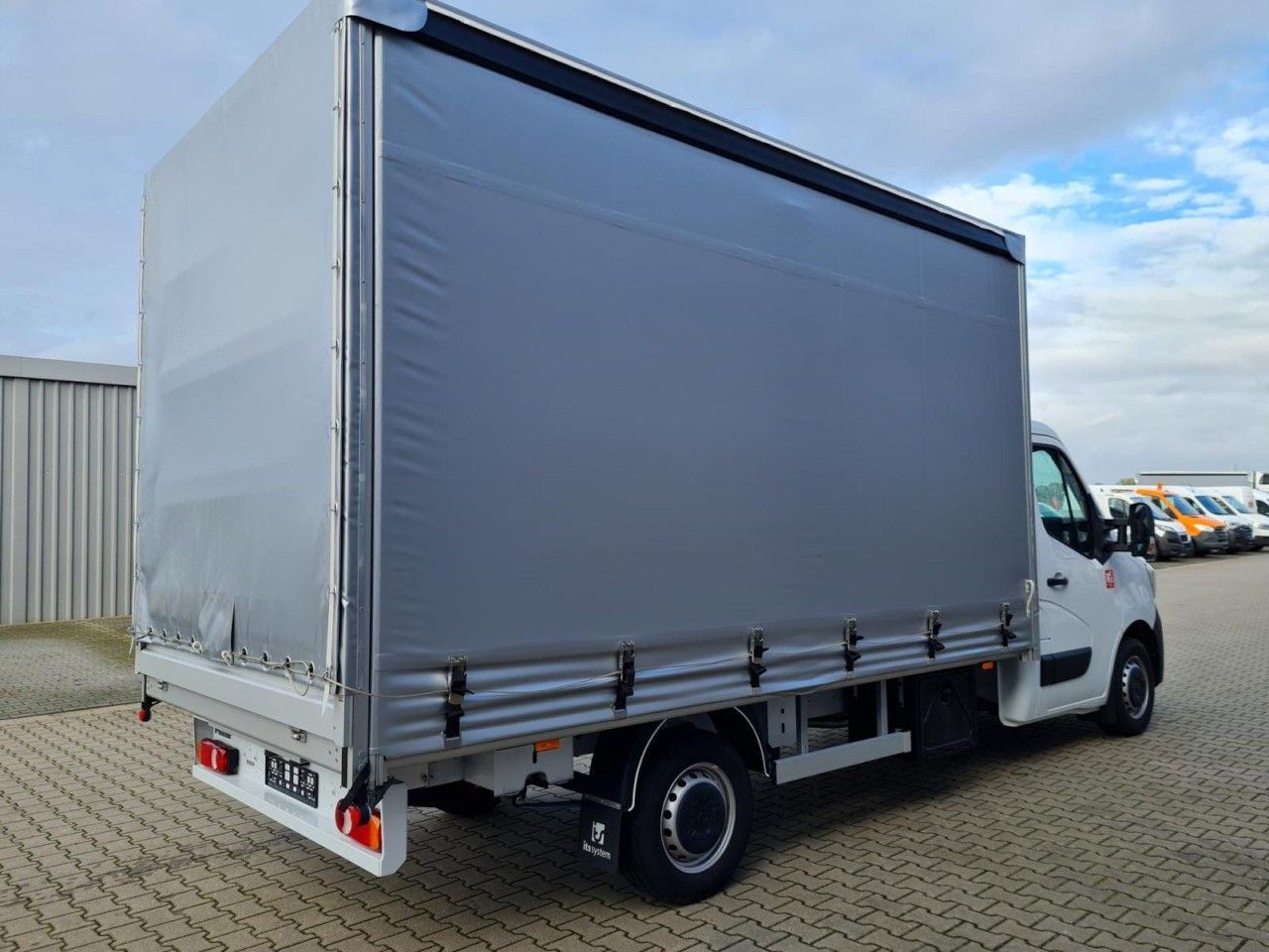 Renault Master 3,5t Pritsche L3 Schiebeplane ERGO TEMPOM - Curtain side van: picture 4 Renault Master 3,5t Pritsche L3 Schiebeplane ERGO TEMPOM - Curtain side van: picture 4