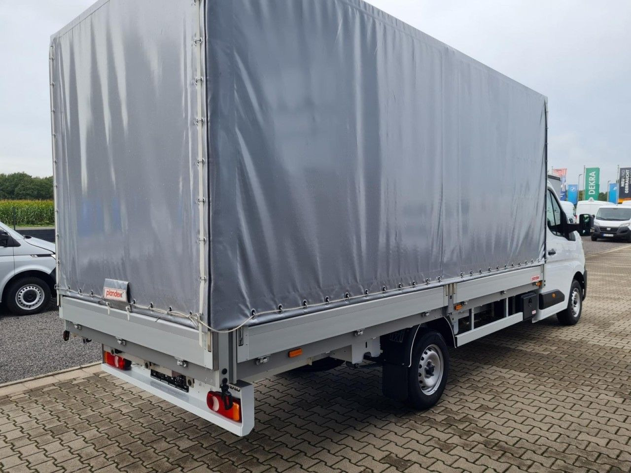 Renault Master 35 Pritsche Schiebe Plane dCi 170 10 Pal. - Curtain side van: picture 5 Renault Master 35 Pritsche Schiebe Plane dCi 170 10 Pal. - Curtain side van: picture 5