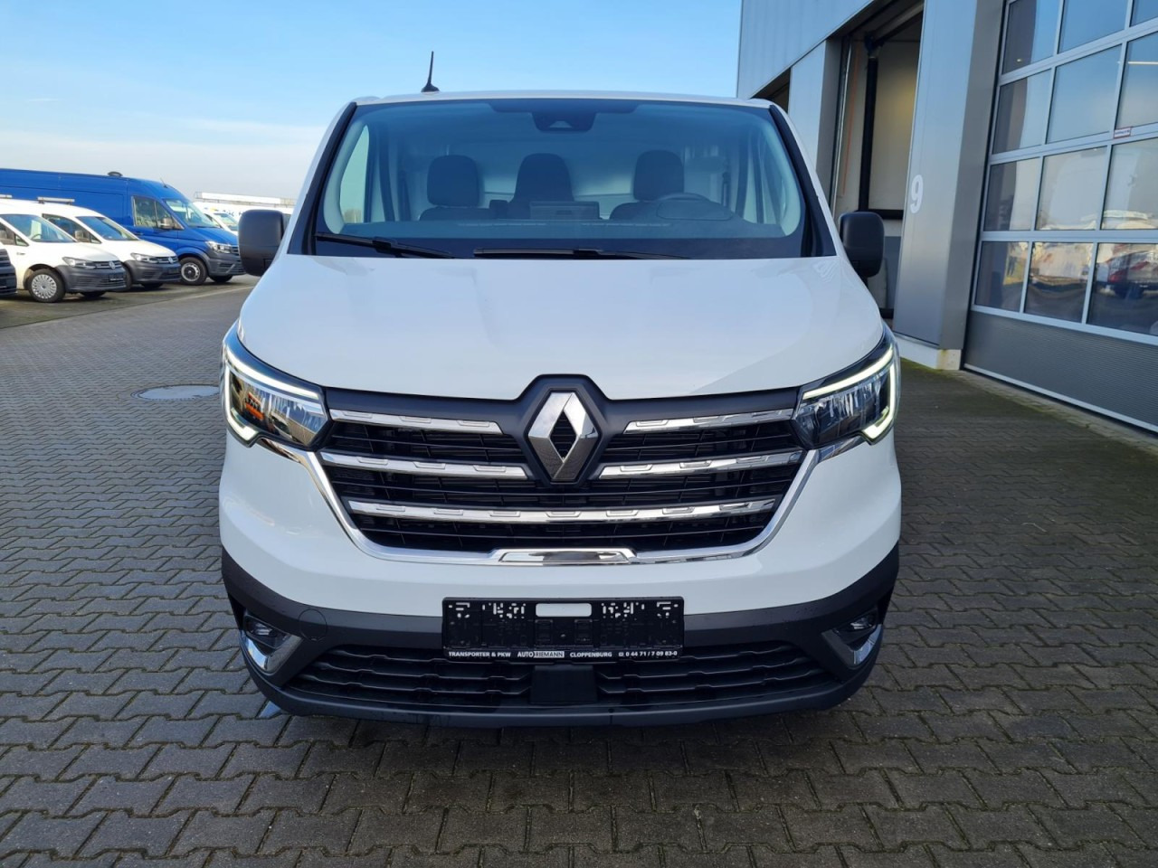 Renault Trafic Kasten L2 Advance AHK KLIMA LED PDC TEMPOMAT - Small van: picture 2 Renault Trafic Kasten L2 Advance AHK KLIMA LED PDC TEMPOMAT - Small van: picture 2