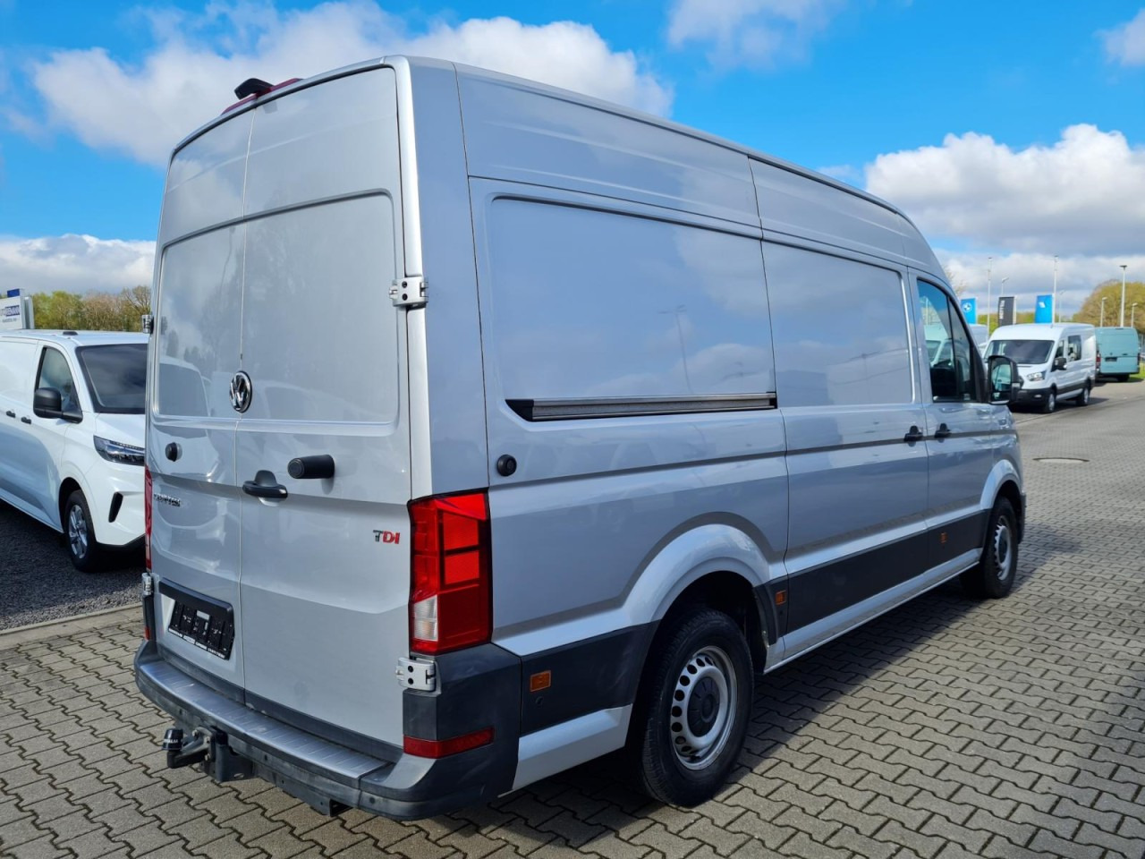 Volkswagen Crafter 35 Kasten TDI MR hoch NAVI KLIMA TEMPOMAT - Panel van: picture 4 Volkswagen Crafter 35 Kasten TDI MR hoch NAVI KLIMA TEMPOMAT - Panel van: picture 4