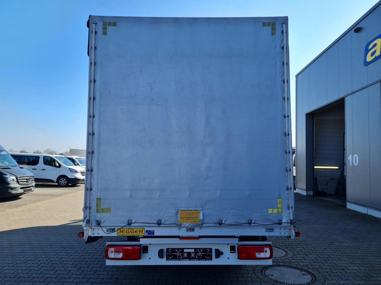 Volkswagen Crafter 35 Pritsche Plane Schlafkabine LED TEMPO - Curtain side van: picture 5 Volkswagen Crafter 35 Pritsche Plane Schlafkabine LED TEMPO - Curtain side van: picture 5