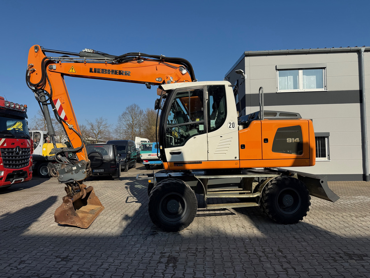 Liebherr A914 Mobilbagger OQ65 Klima - Wheel excavator: picture 3 Liebherr A914 Mobilbagger OQ65 Klima - Wheel excavator: picture 3