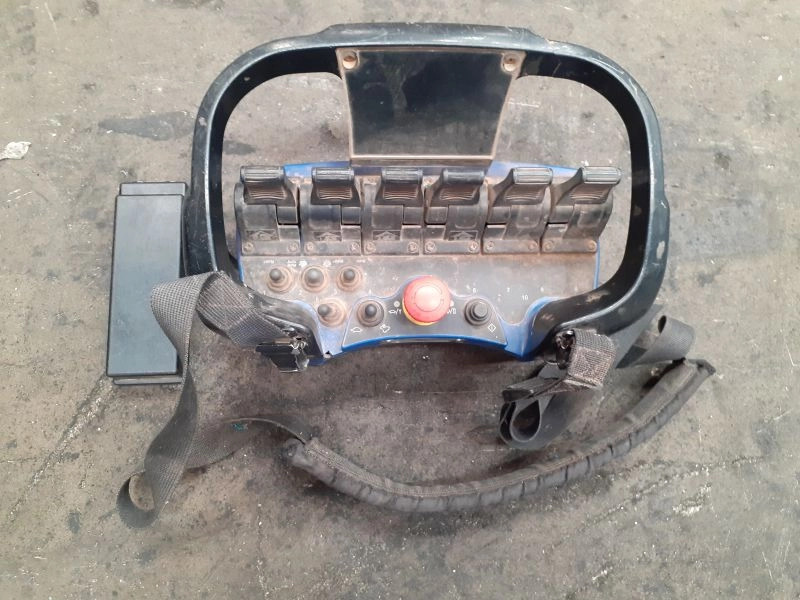 Grúa PM 16 - Loader crane for Truck: picture 3 Grúa PM 16 - Loader crane for Truck: picture 3