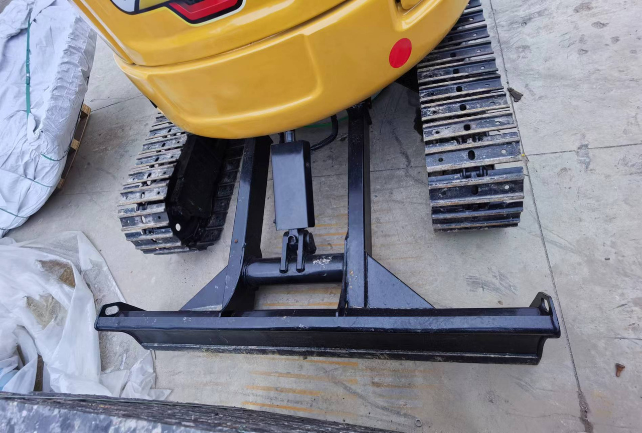 CATERPILLAR 303.5E - Mini excavator: picture 5 CATERPILLAR 303.5E - Mini excavator: picture 5