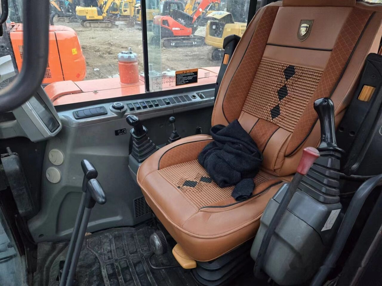 Doosan DX60-9 - Crawler excavator: picture 4 Doosan DX60-9 - Crawler excavator: picture 4