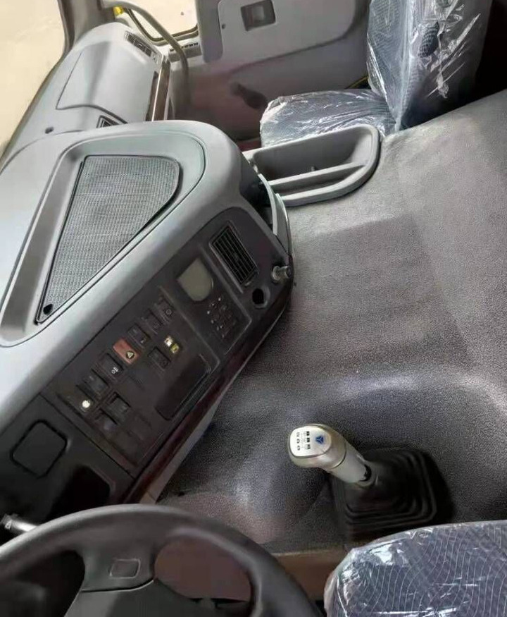 Tipper Howo 375 6x4 Tipper Lorry: picture 6 Tipper Howo 375 6x4 Tipper Lorry: picture 6