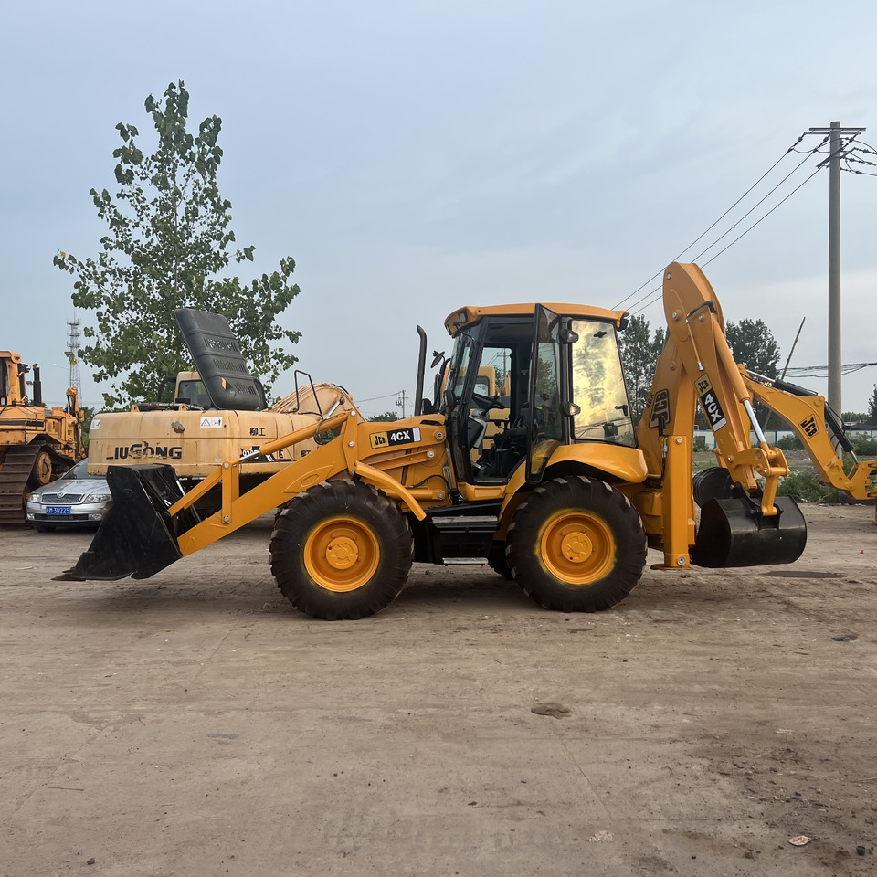 JCB 4CX - Backhoe loader: picture 2 JCB 4CX - Backhoe loader: picture 2