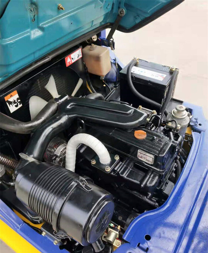 Komatsu FD30 - Diesel forklift: picture 3 Komatsu FD30 - Diesel forklift: picture 3