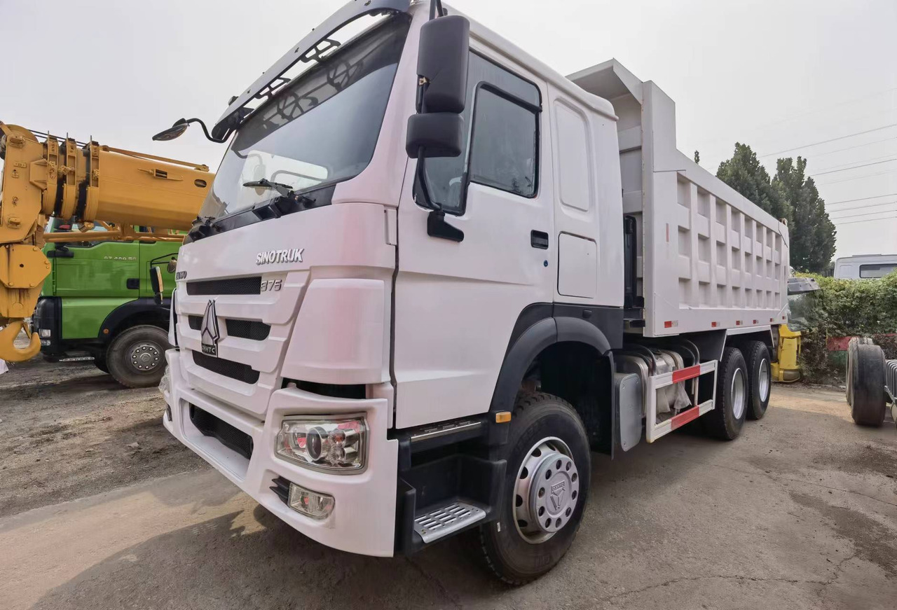Sinotruk HOWO 375 6*4 Dump truck - Tipper: picture 5 Sinotruk HOWO 375 6*4 Dump truck - Tipper: picture 5