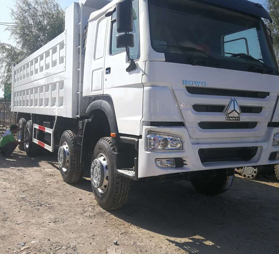 Sinotruk HOWO 375 8*4 Dump truck - Tipper: picture 2 Sinotruk HOWO 375 8*4 Dump truck - Tipper: picture 2