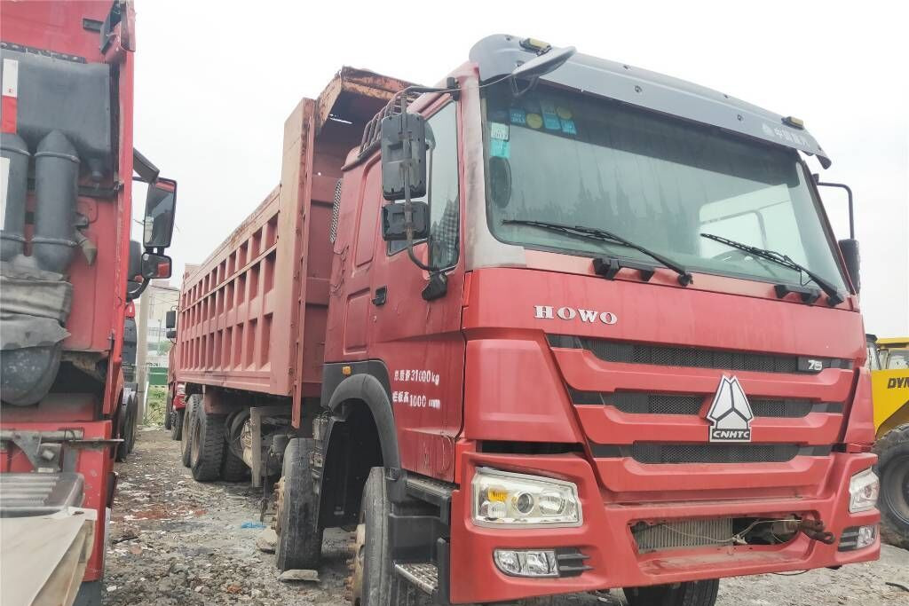 Sinotruk Howo - Tipper: picture 3 Sinotruk Howo - Tipper: picture 3