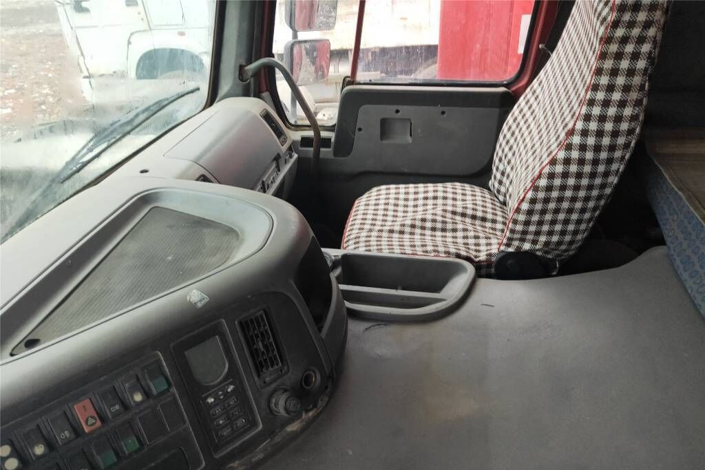 Sinotruk Howo - Tipper: picture 5 Sinotruk Howo - Tipper: picture 5