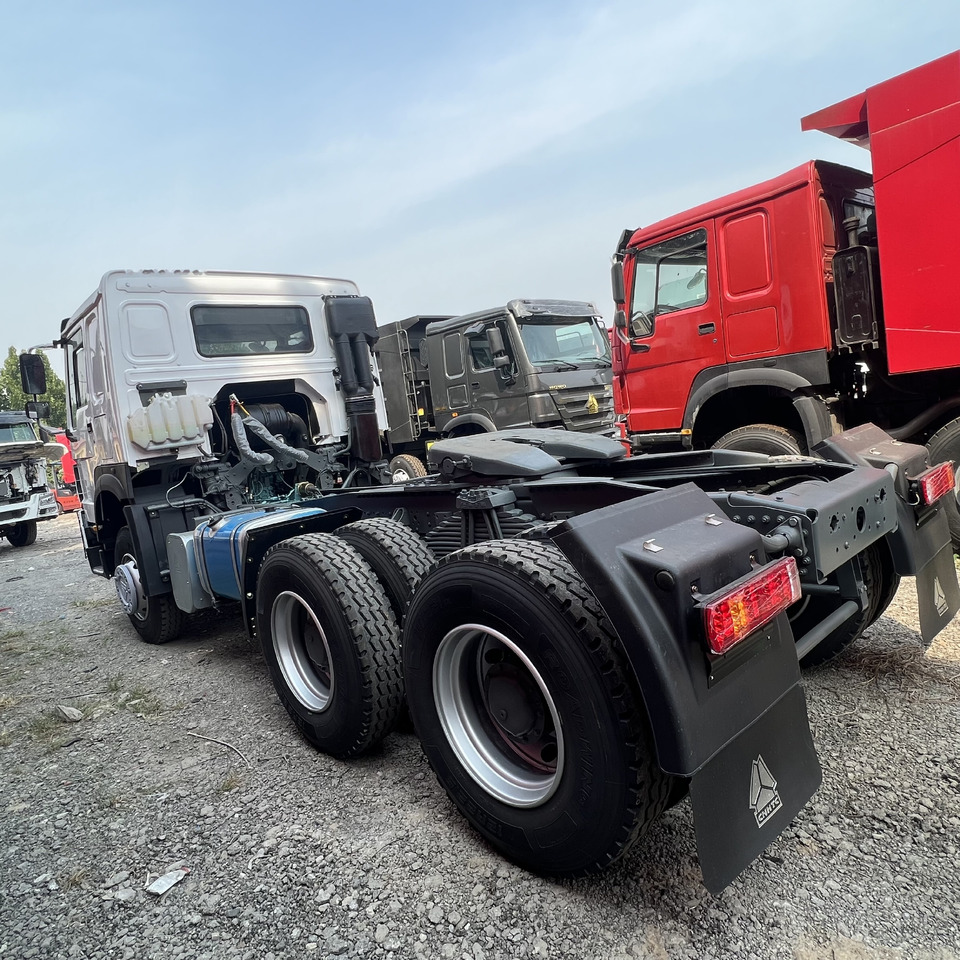 Sinotruk HOWO 371 Tractor - Tractor unit: picture 2 Sinotruk HOWO 371 Tractor - Tractor unit: picture 2