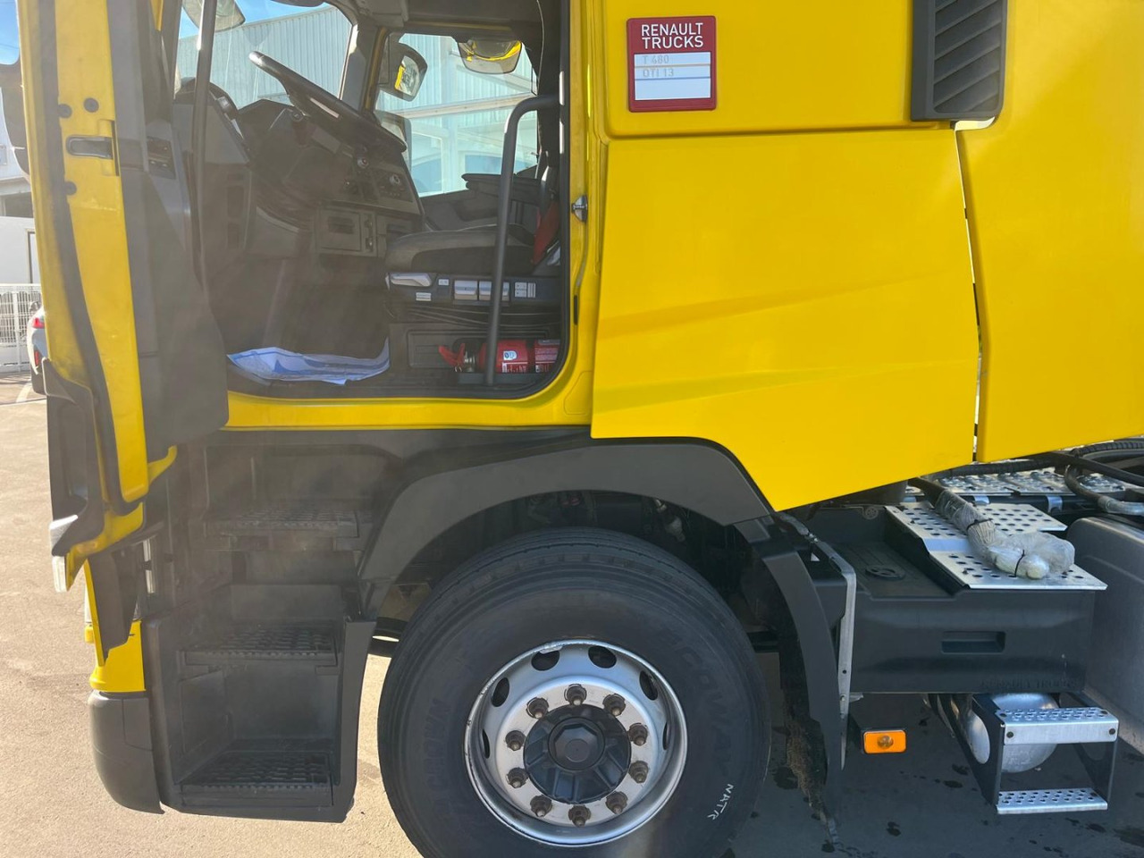 Cabeza Tractora Renault T480 AUTOMATICA INTARDER - Tractor unit: picture 4 Cabeza Tractora Renault T480 AUTOMATICA INTARDER - Tractor unit: picture 4