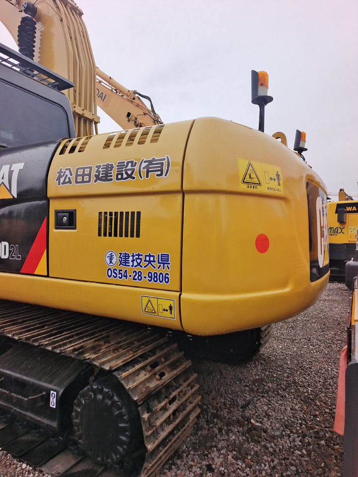 Crawler excavator CAT 320D2L: picture 6