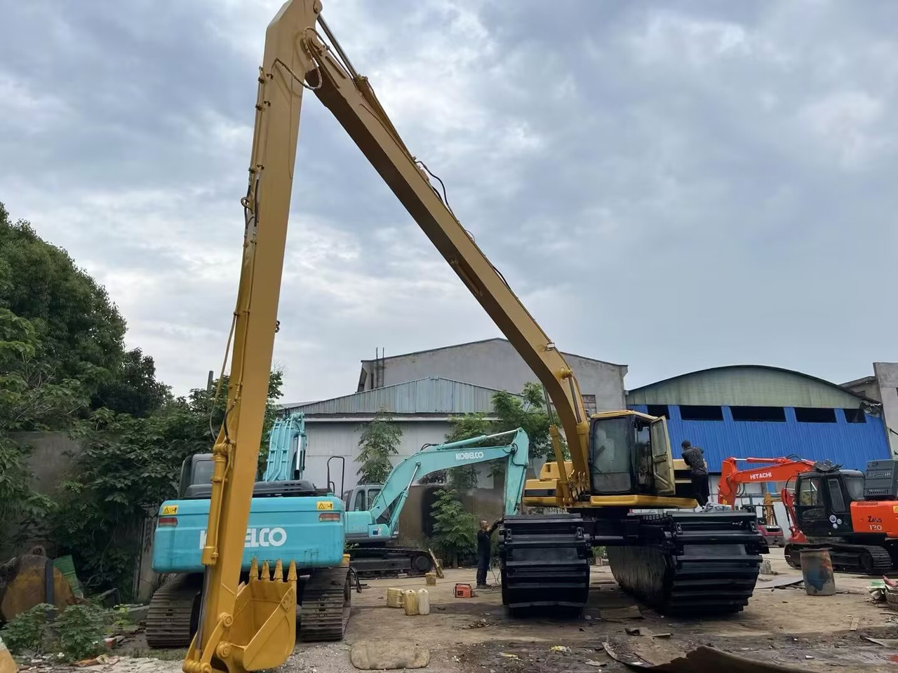 CATERPILLAR 320BL 320CL DREDGER - Amphibious excavator: picture 1 CATERPILLAR 320BL 320CL DREDGER - Amphibious excavator: picture 1