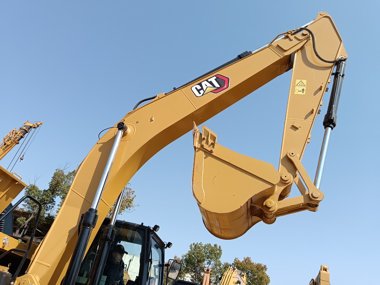CATERPILLAR 320GC CAT 320 GC 330 GC 336 GC - Crawler excavator: picture 3 CATERPILLAR 320GC CAT 320 GC 330 GC 336 GC - Crawler excavator: picture 3