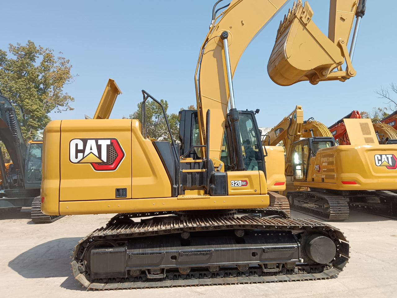 CATERPILLAR 320GC CAT 320 GC 330 GC 336 GC - Crawler excavator: picture 1 CATERPILLAR 320GC CAT 320 GC 330 GC 336 GC - Crawler excavator: picture 1