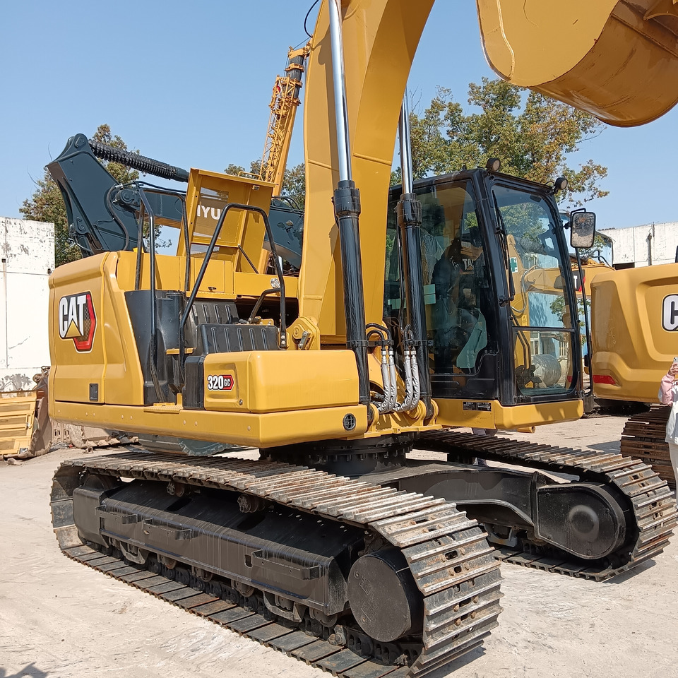 CATERPILLAR 320GC - Crawler excavator: picture 2 CATERPILLAR 320GC - Crawler excavator: picture 2