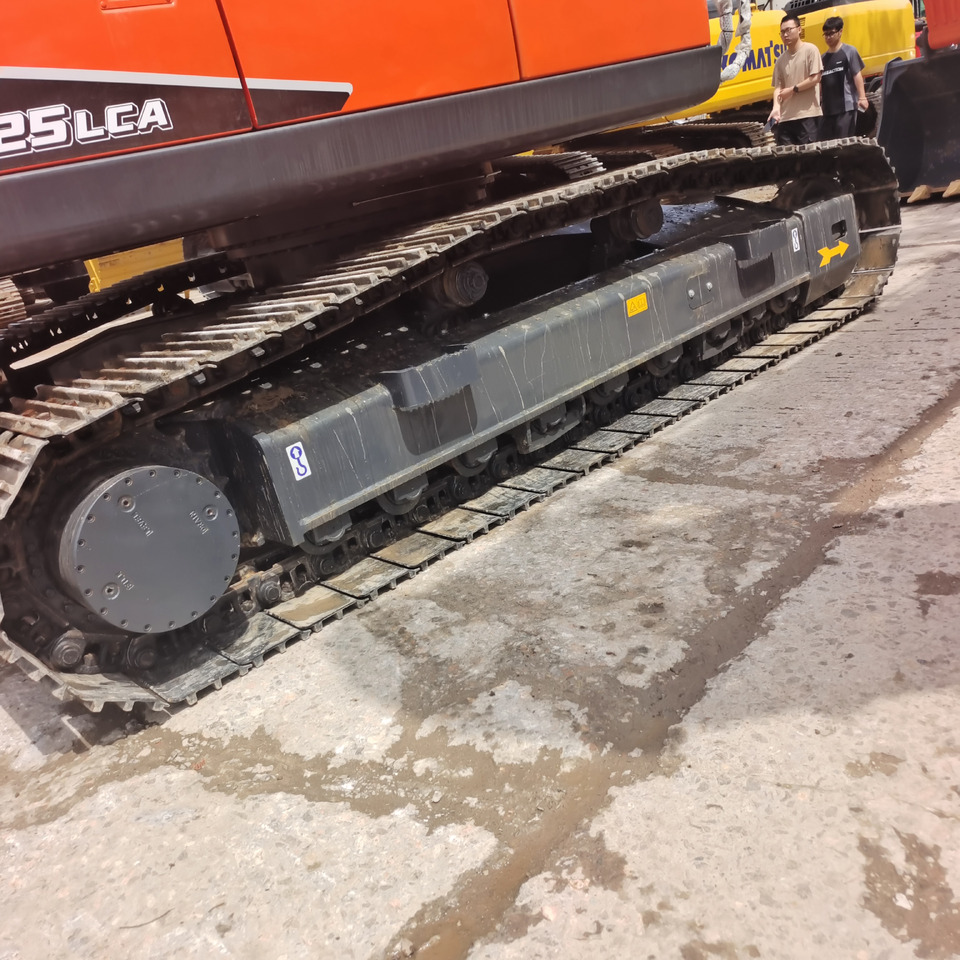 DOOSAN DX225LC-9C DX 225 LCA - Crawler excavator: picture 2 DOOSAN DX225LC-9C DX 225 LCA - Crawler excavator: picture 2