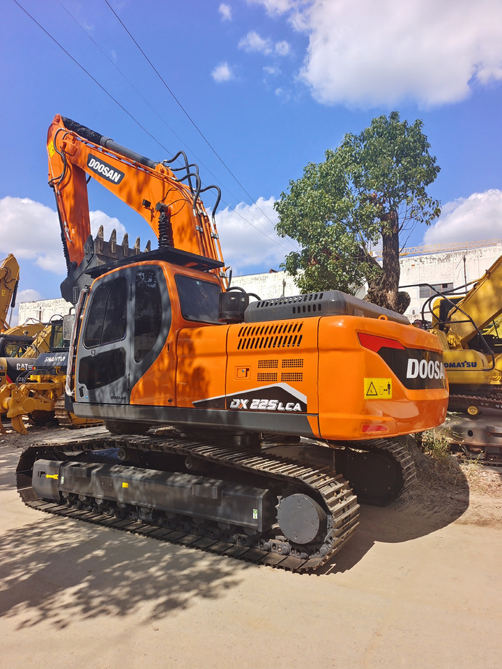 DOOSAN DX225LCA DX225 LC-9C - Crawler excavator: picture 1 DOOSAN DX225LCA DX225 LC-9C - Crawler excavator: picture 1