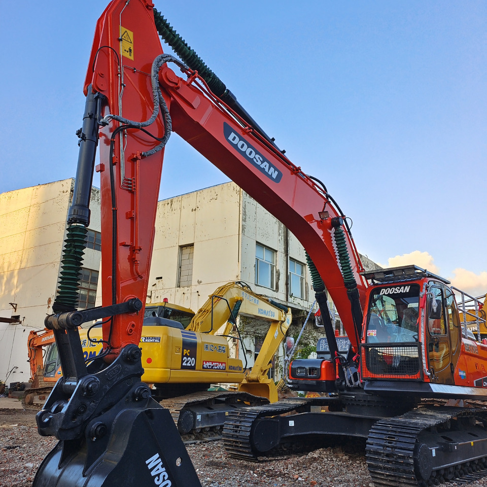 DOOSAN DX300LC-9C - Crawler excavator: picture 5 DOOSAN DX300LC-9C - Crawler excavator: picture 5