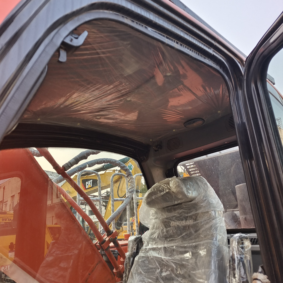 DOOSAN DX300LC-9C Doosan DX 300 LC - 9 C - Crawler excavator: picture 4 DOOSAN DX300LC-9C Doosan DX 300 LC - 9 C - Crawler excavator: picture 4