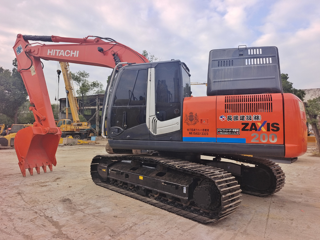 HITACHI ZX200-3 ZX 200 - 3G - Crawler excavator: picture 1 HITACHI ZX200-3 ZX 200 - 3G - Crawler excavator: picture 1