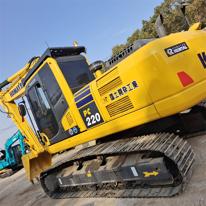 KOMATSU PC 220-8 N1 - Crawler excavator: picture 3 KOMATSU PC 220-8 N1 - Crawler excavator: picture 3