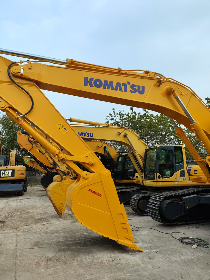 KOMATSU PC450-8 PC 450 - 8 - Crawler excavator: picture 2 KOMATSU PC450-8 PC 450 - 8 - Crawler excavator: picture 2