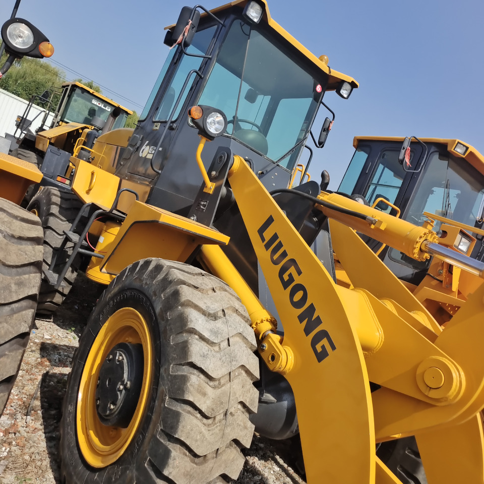 LIUGONG CLG 836 - Wheel loader: picture 5 LIUGONG CLG 836 - Wheel loader: picture 5