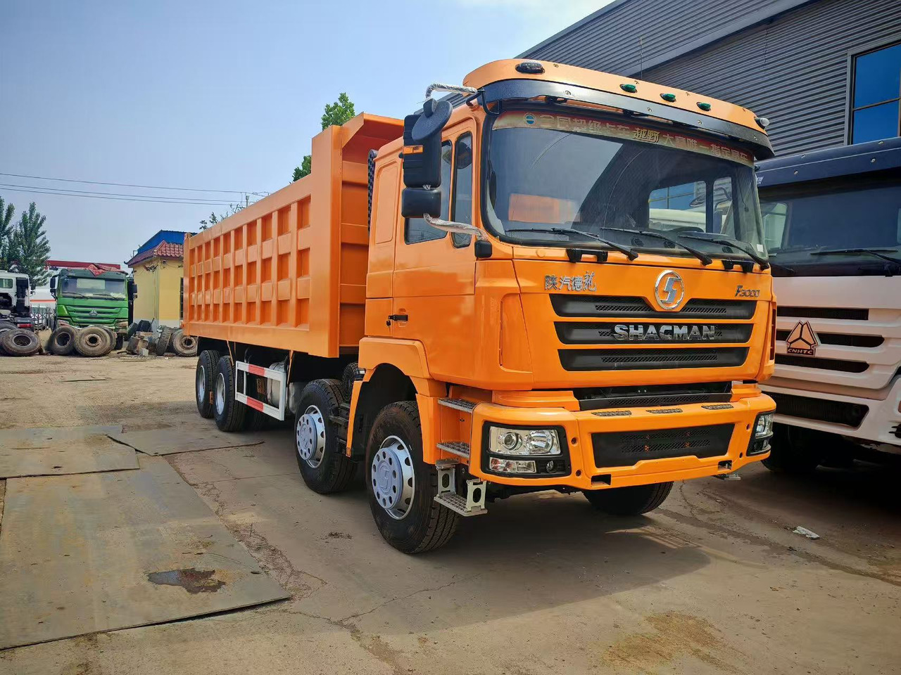 SHACMAN F3000 8*4 DUMP TRUCK - Tipper: picture 1 SHACMAN F3000 8*4 DUMP TRUCK - Tipper: picture 1