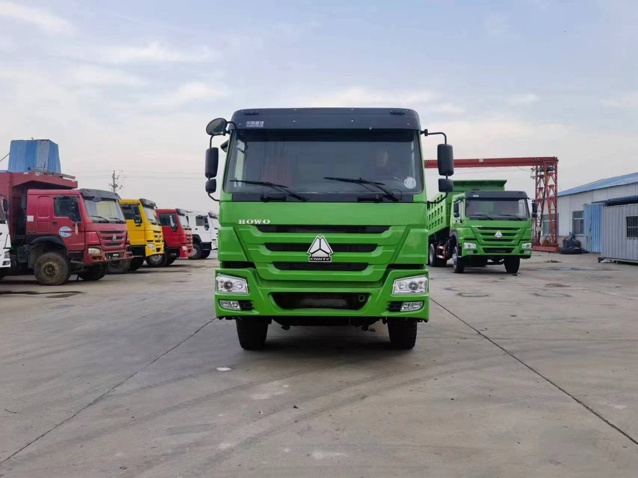 SINOTRUK HOWO 371HP 6*4 - Tipper: picture 2 SINOTRUK HOWO 371HP 6*4 - Tipper: picture 2