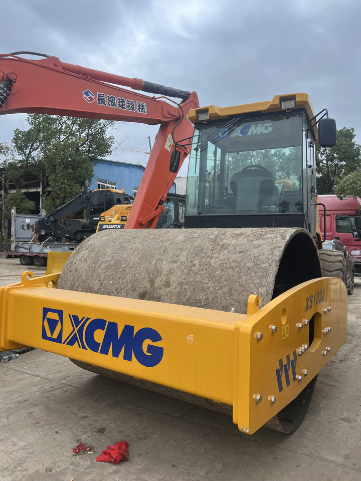 XCMG XS183J - Road roller: picture 1 XCMG XS183J - Road roller: picture 1