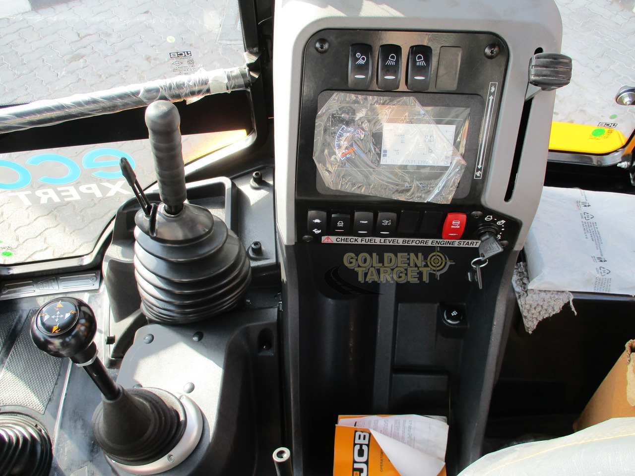 New Backhoe loader JCB 3DX PLUS 4×4 BACKHOE LOADER: picture 15