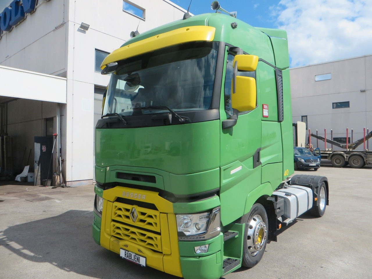 Renault T520 HSC 4x2Tractor mega Retarder PeterPan - Tractor unit: picture 1 Renault T520 HSC 4x2Tractor mega Retarder PeterPan - Tractor unit: picture 1
