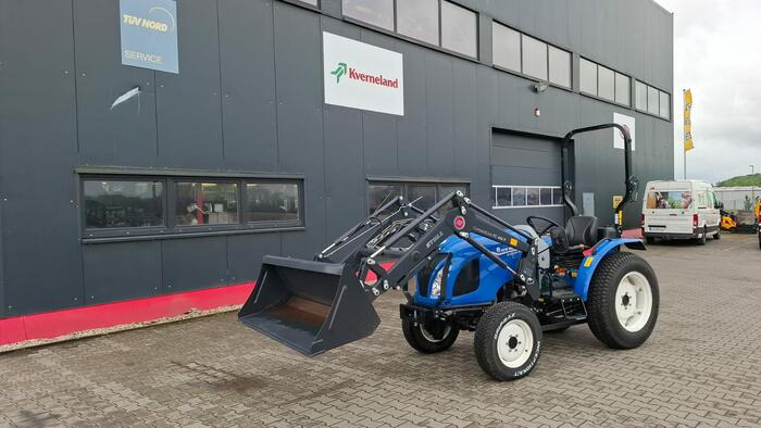 New Holland Boomer 50 - Farm tractor: picture 1 New Holland Boomer 50 - Farm tractor: picture 1
