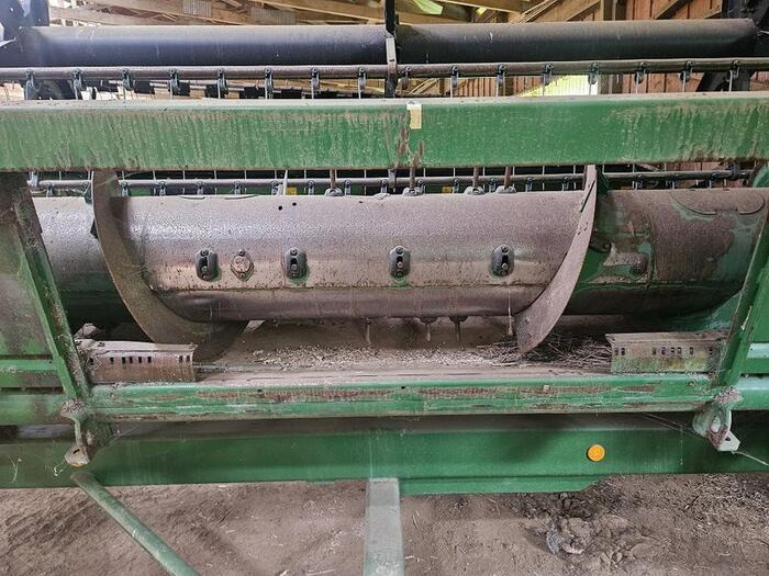 John Deere 618R - Other machinery: picture 3 John Deere 618R - Other machinery: picture 3