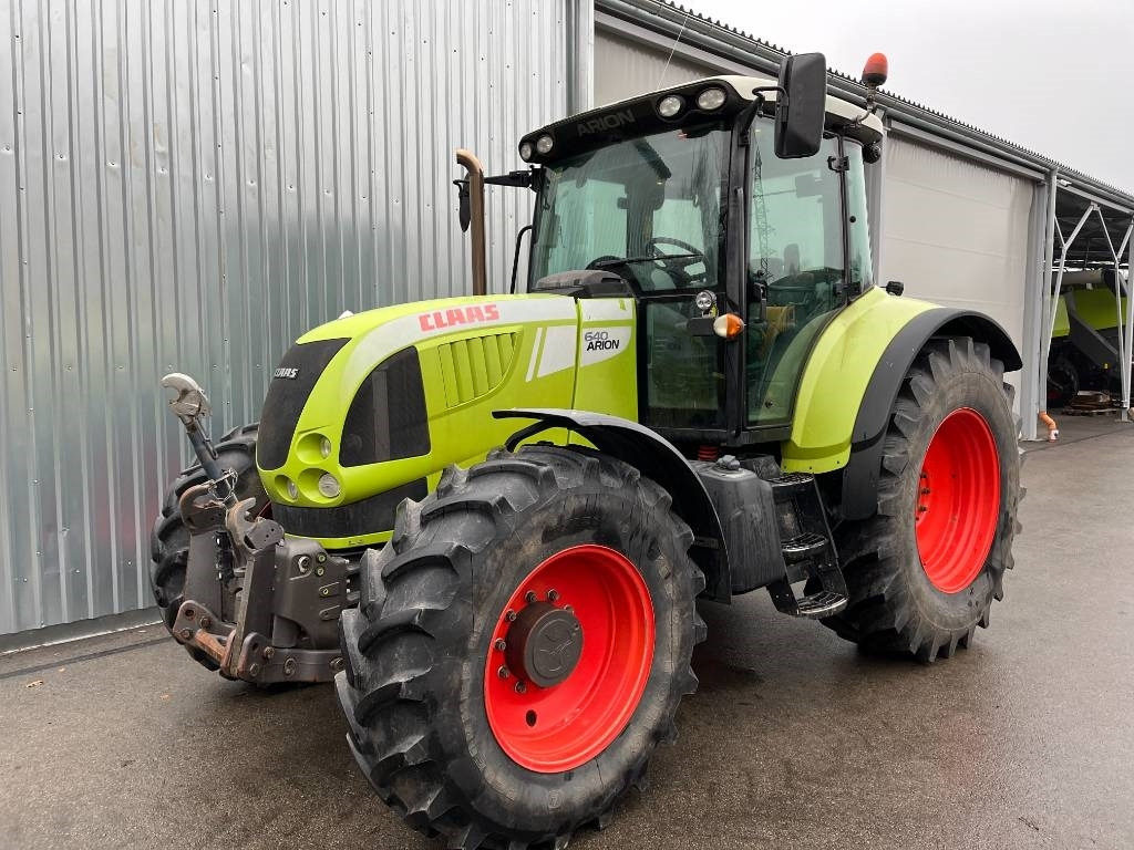 Claas Arion 640 CIS - Farm tractor: picture 1 Claas Arion 640 CIS - Farm tractor: picture 1